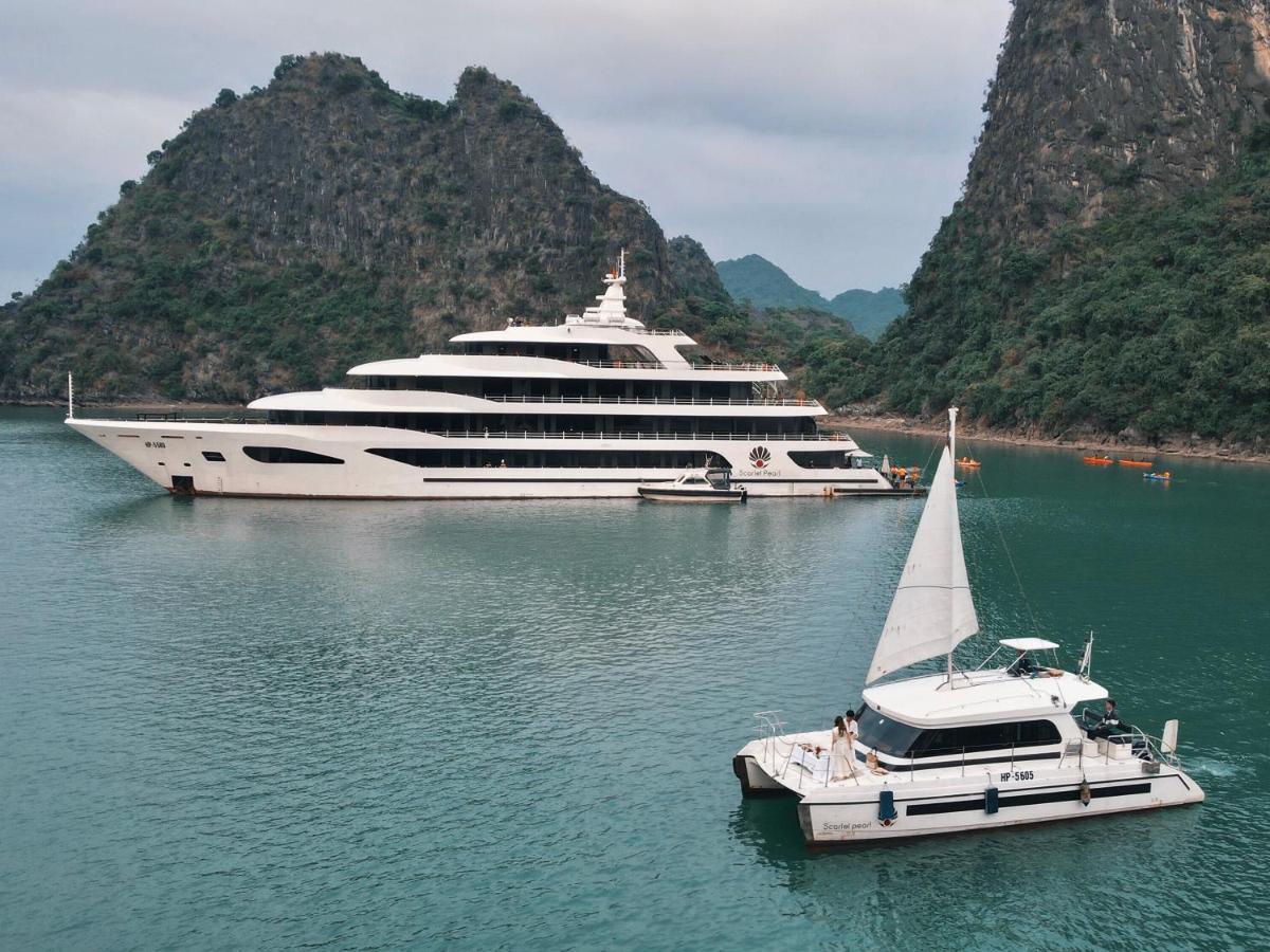 Scarlet Pearl Cruises - Wonder On Lan Ha Bay Hotell Ha Long Exteriör bild