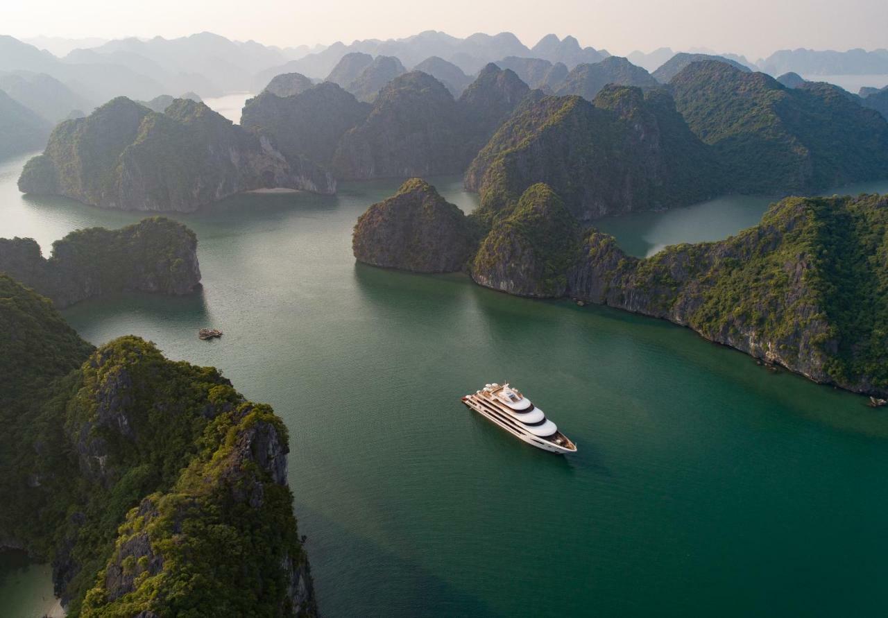 Scarlet Pearl Cruises - Wonder On Lan Ha Bay Hotell Ha Long Exteriör bild