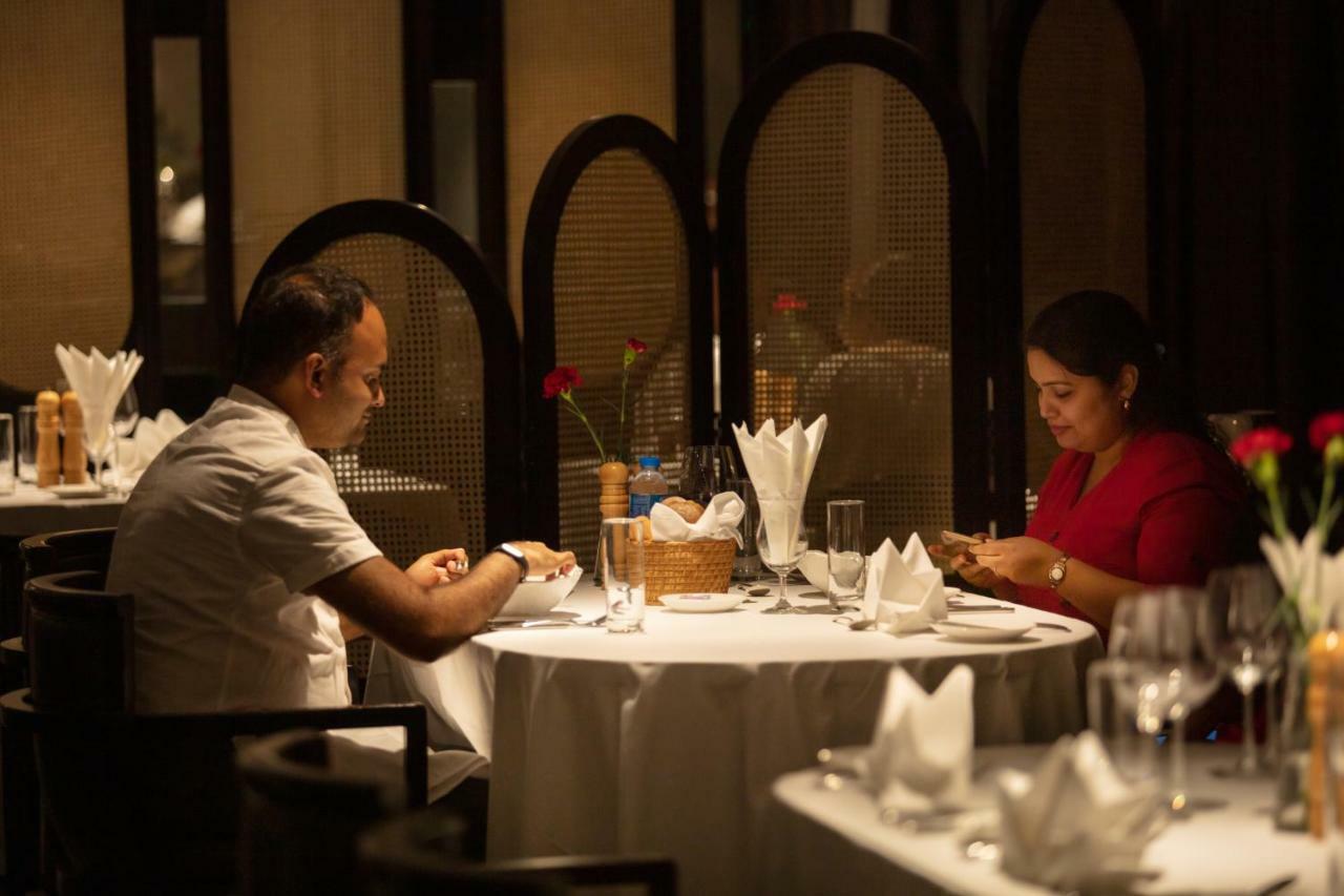 Scarlet Pearl Cruises - Wonder On Lan Ha Bay Hotell Ha Long Exteriör bild