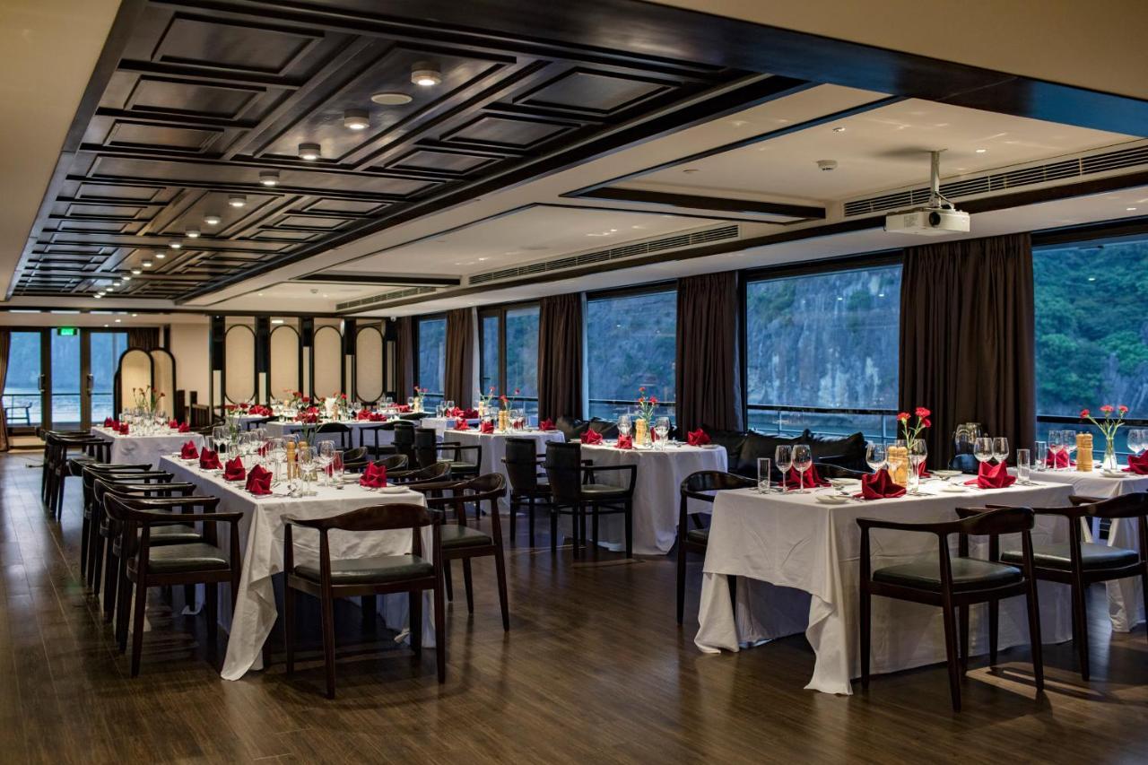 Scarlet Pearl Cruises - Wonder On Lan Ha Bay Hotell Ha Long Exteriör bild